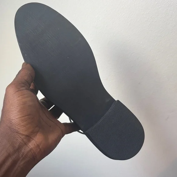 Classic Black Men's Dress Shoes - Picture 2 of 6